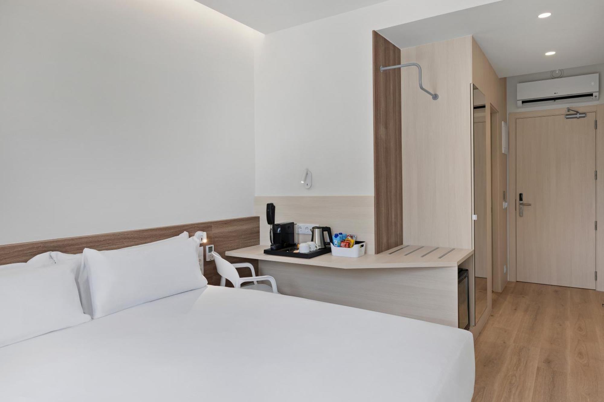B&B Hotel Santiago Milladoiro Luaran gambar