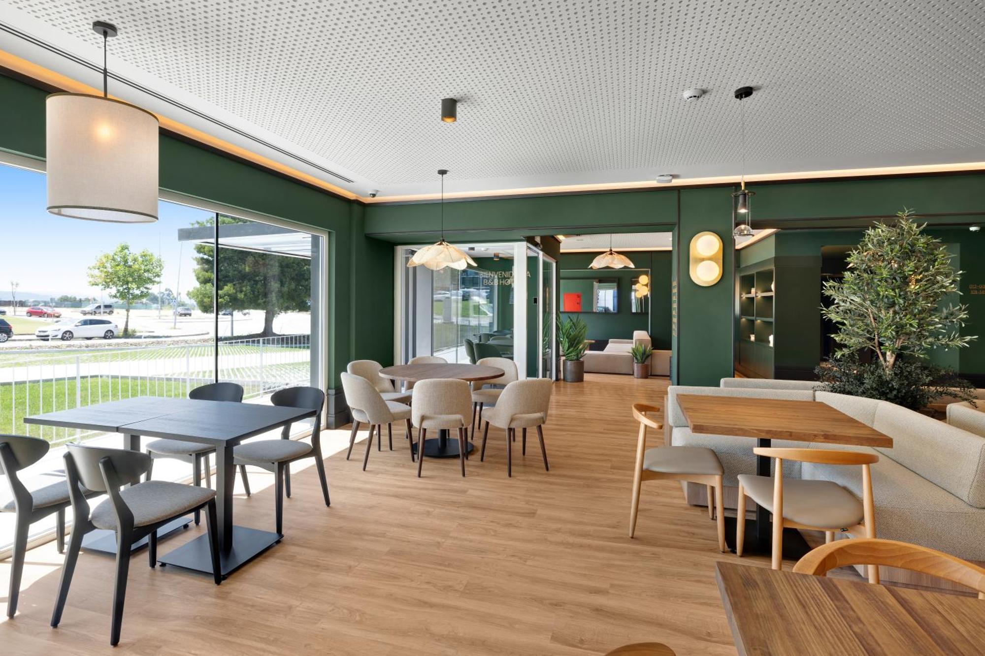 B&B Hotel Santiago Milladoiro Luaran gambar